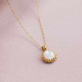 PRECIOSA necklace with white mother of pearl pendant - Olivolga Bijoux