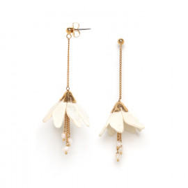 CLOCHETTE boucles d'oreilles poussoir fleur de coco pendantes blanches "Les radieuses" - Franck Herval