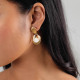 Boucles d'oreilles poussoir petite feuille pendante (doré) "Palmspring" - Ori Tao